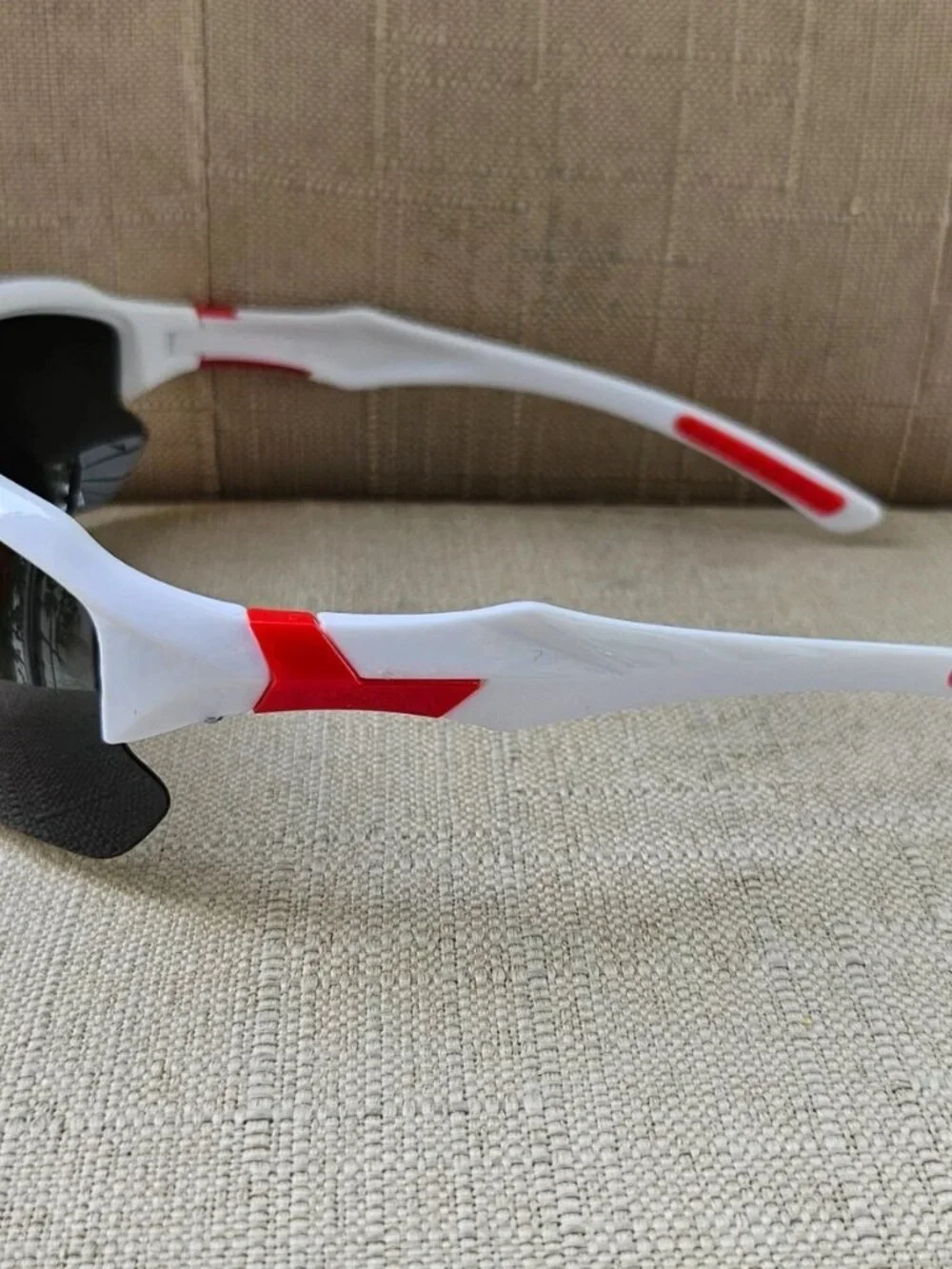 Fashion Men Sunglasses Wrap Style Sport Eyewear white Frame Shades New